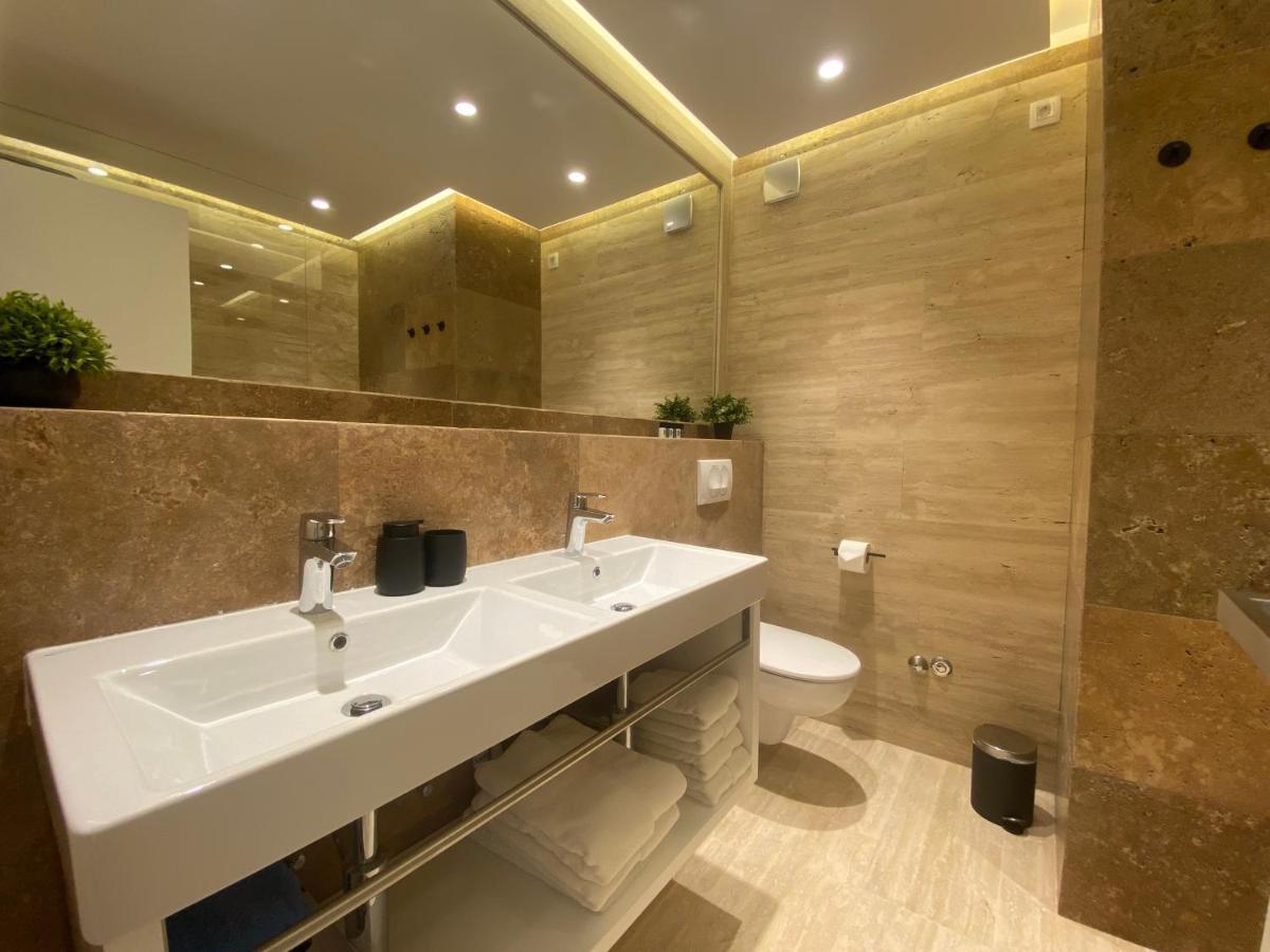 Appartamento Shell Sky Luxury Penthouse With Private Pool Zara Esterno foto