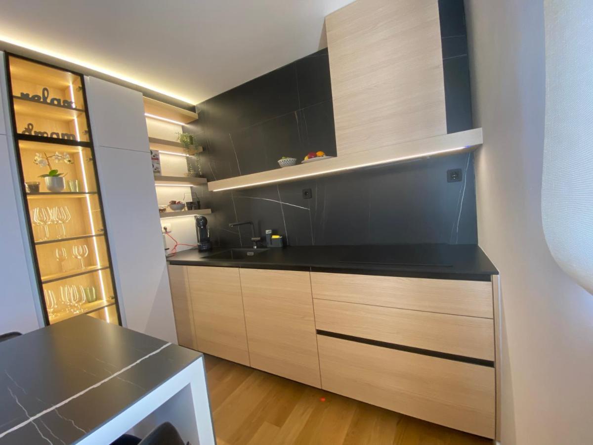Appartamento Shell Sky Luxury Penthouse With Private Pool Zara Esterno foto