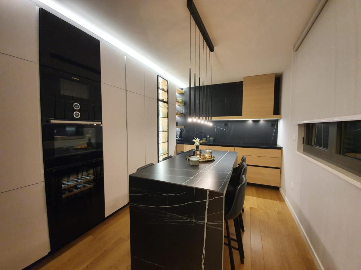 Appartamento Shell Sky Luxury Penthouse With Private Pool Zara Esterno foto